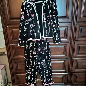 Peck & Peck Black Top with Pink and White Floral Design